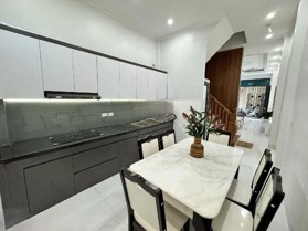 Xịn đét! Lô góc Lê Thanh Nghị, 10m ra ô tô, bagac phi, ban công thoáng sáng, dân trí cao 50m2*6T